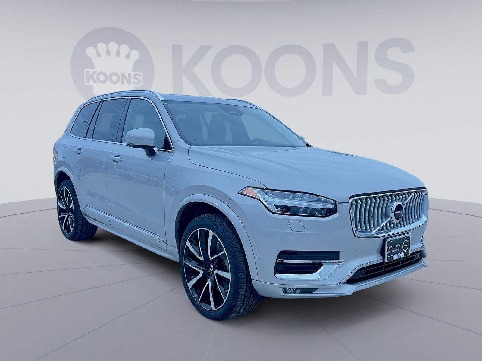 Certified 2023 Volvo XC90 B6 Plus image 10