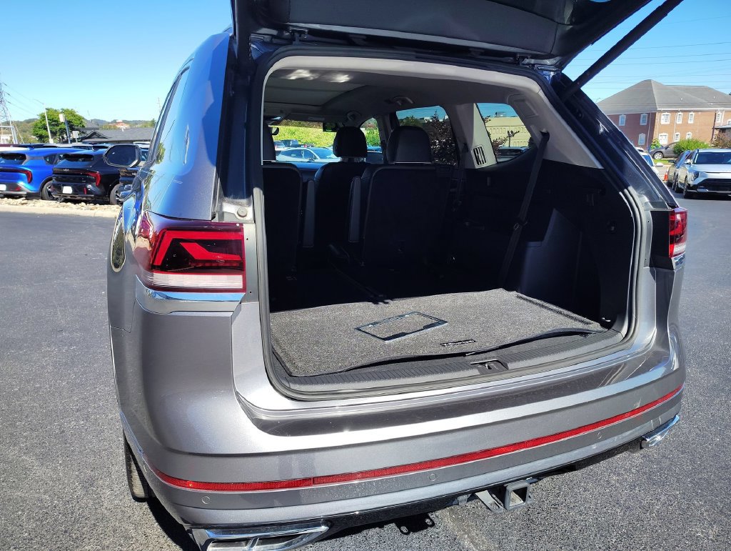 Used 2024 Volkswagen Atlas SEL Premium R-Line AWD/4WD image 39