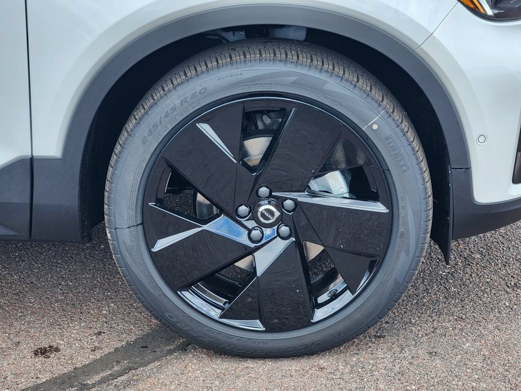 New 2026 Volvo XC40 B5 Ultra w/ Climate Package AWD/4WD image 30