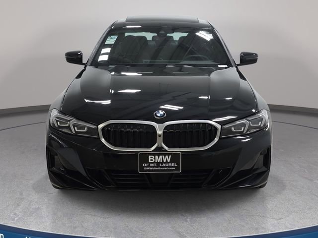 Certified 2025 BMW 330i xDrive Sedan w/ Convenience Package image 2