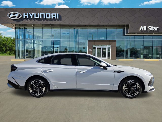 Certified 2026 Hyundai Sonata SEL FWD image 6