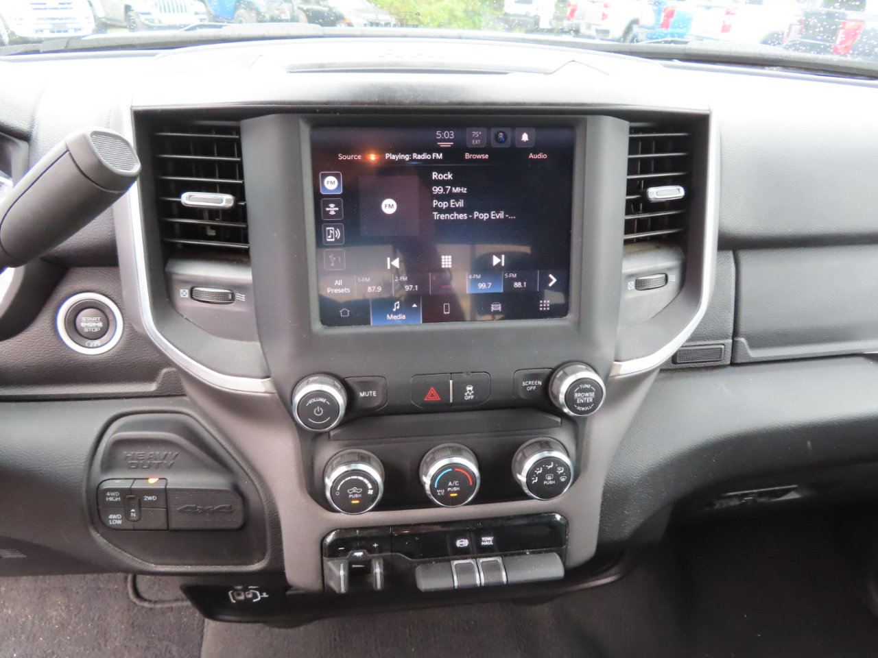 Used 2024 RAM 2500 Big Horn image 24