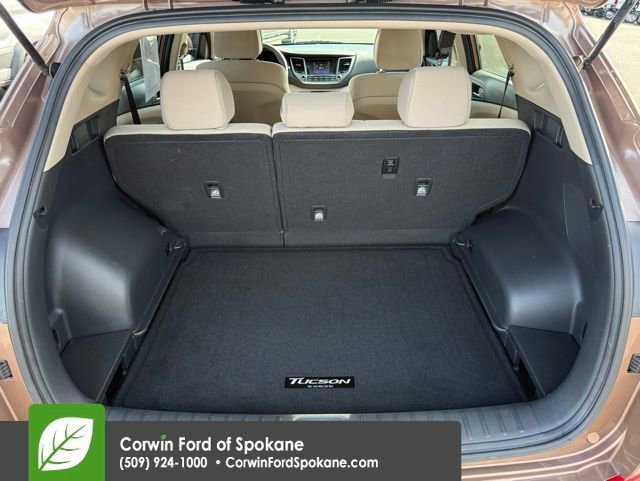 Used 2017 Hyundai Tucson SE image 18