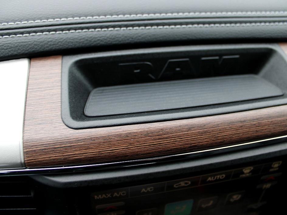 Used 2016 RAM 2500 Laramie image 22