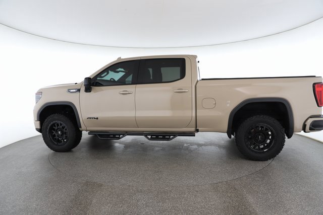 Used 2022 GMC Sierra 1500 AT4 w/ Technology Package image 7