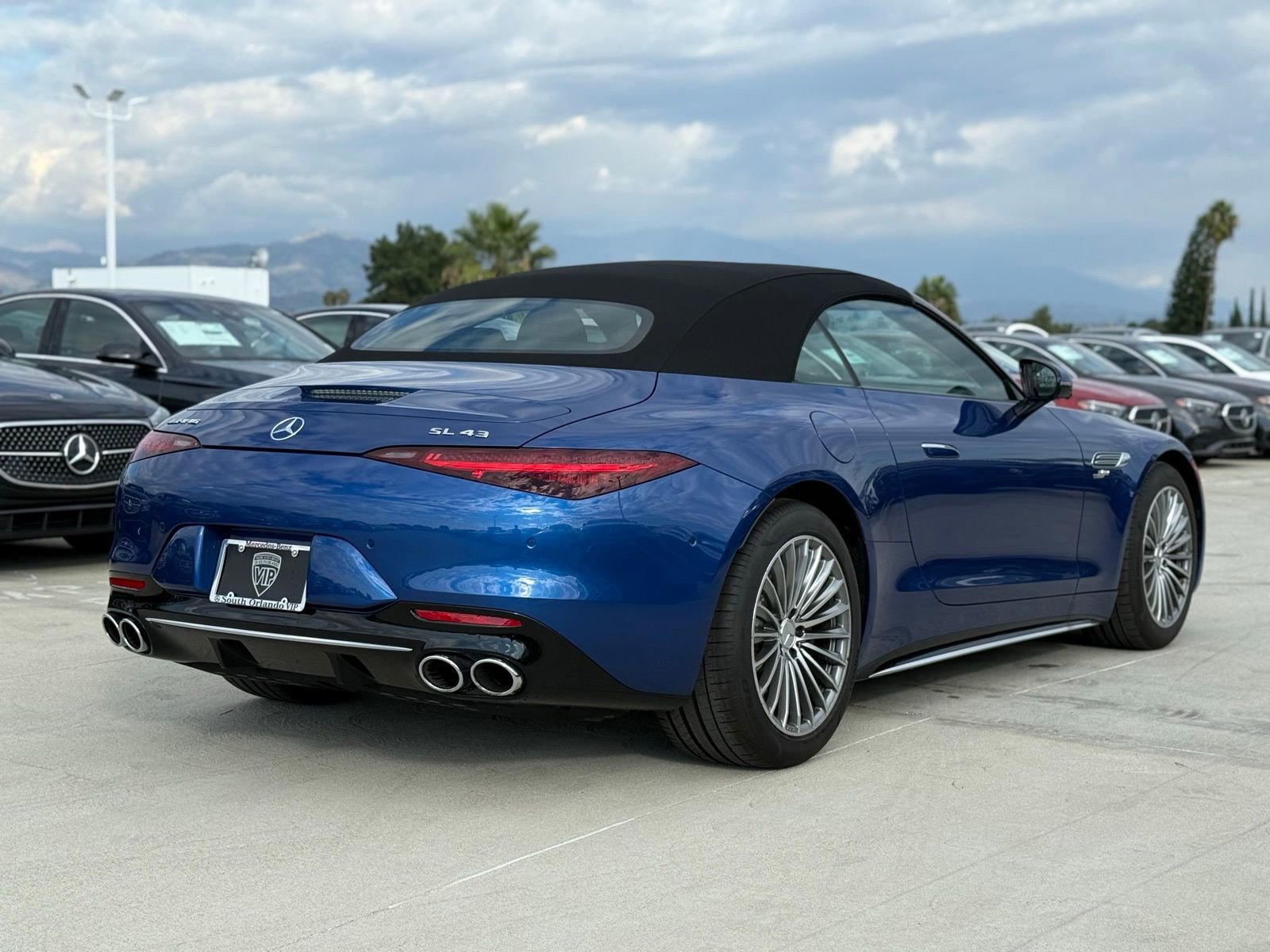 New 2025 Mercedes-Benz SL 43 AMG image 11