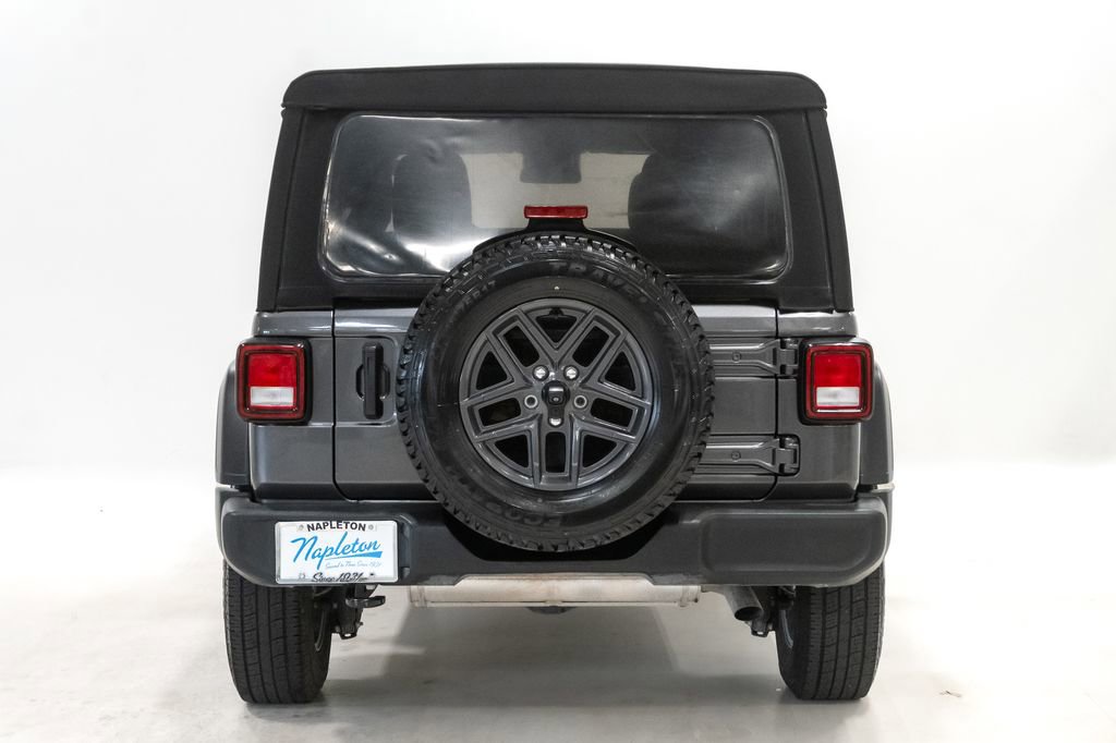 Used 2024 Jeep Wrangler Unlimited Sport AWD/4WD image 27