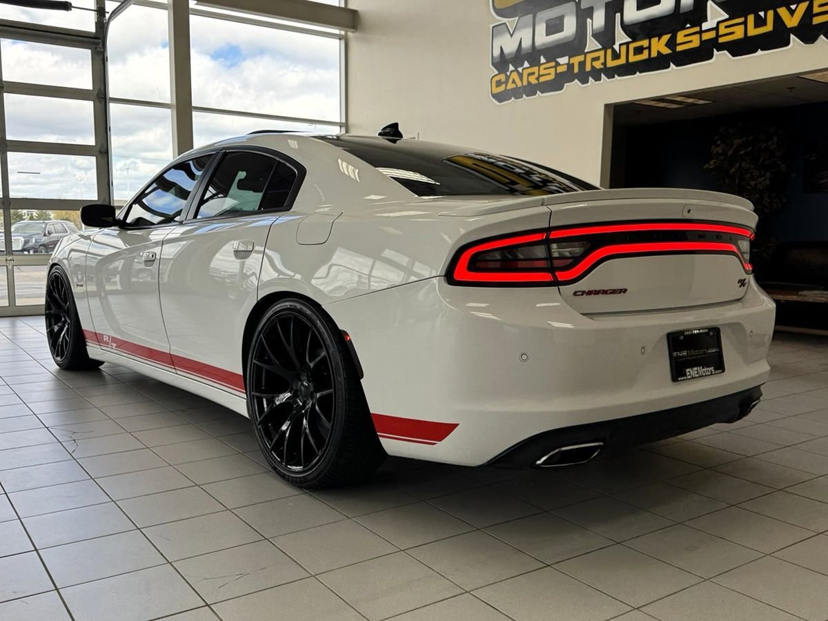 Used 2015 Dodge Charger R/T RWD image 60