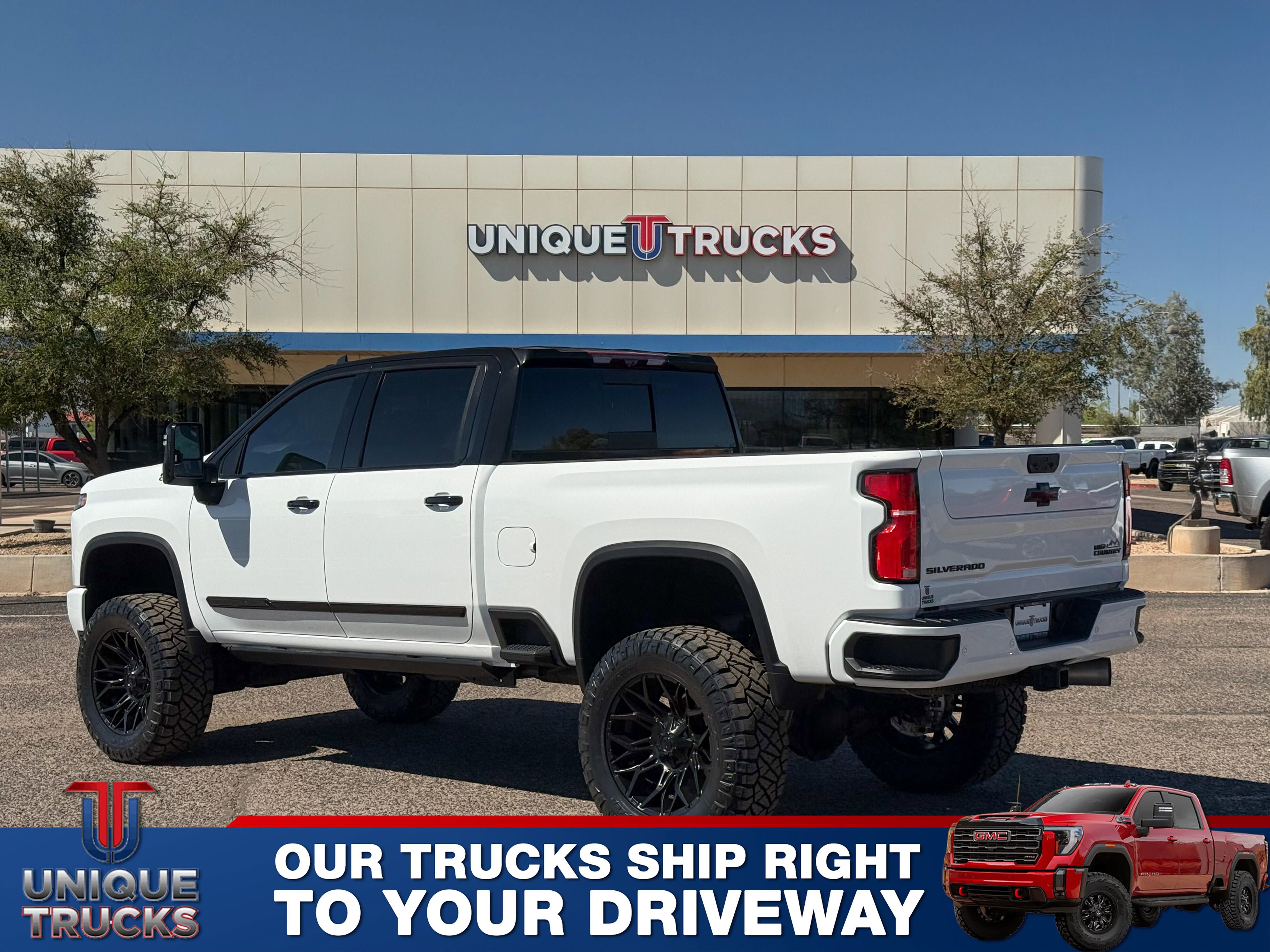 Used 2024 Chevrolet Silverado 2500 High Country w/ High Country Premium Package image 8