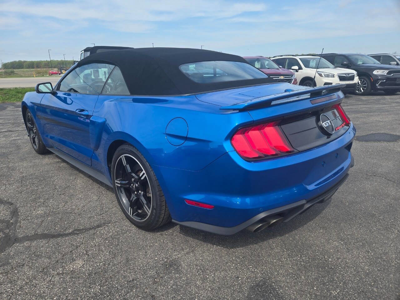 Used 2020 Ford Mustang GT Premium w/ Equipment Group 401A RWD image 5