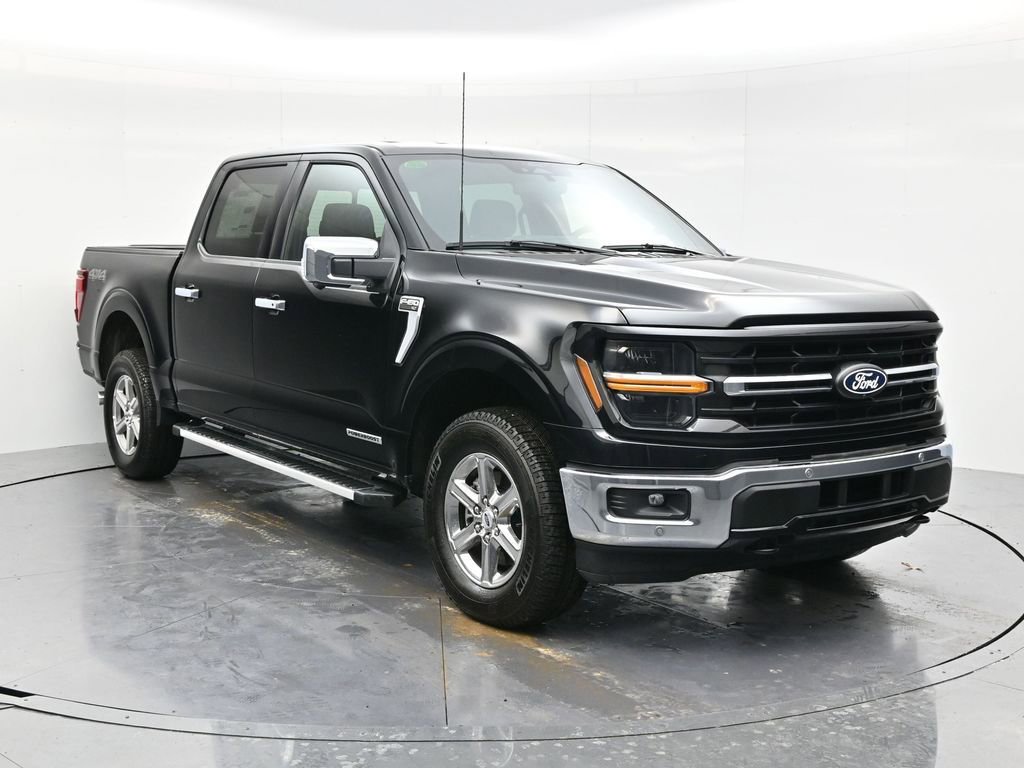 New 2025 Ford F150 XLT w/ Equipment Group 302A MID