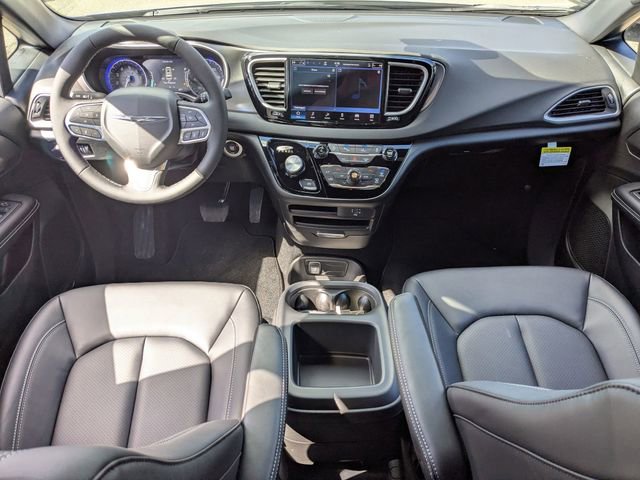 New 2026 Chrysler Voyager LX image 41