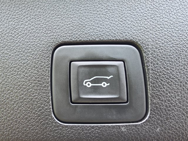 Certified 2024 Buick Encore GX Preferred w/ Comfort Package FWD image 6