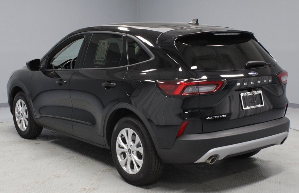 Certified 2025 Ford Escape Active image 8