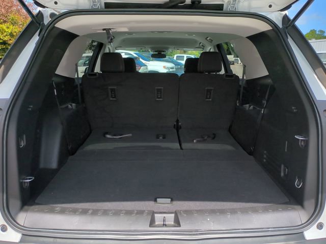 Used 2020 Chevrolet Traverse LS FWD image 15