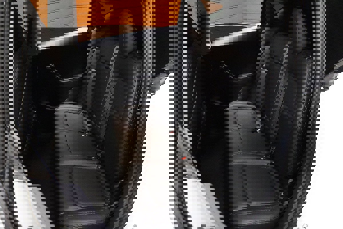 Used 2020 Tesla Model Y Performance image 26