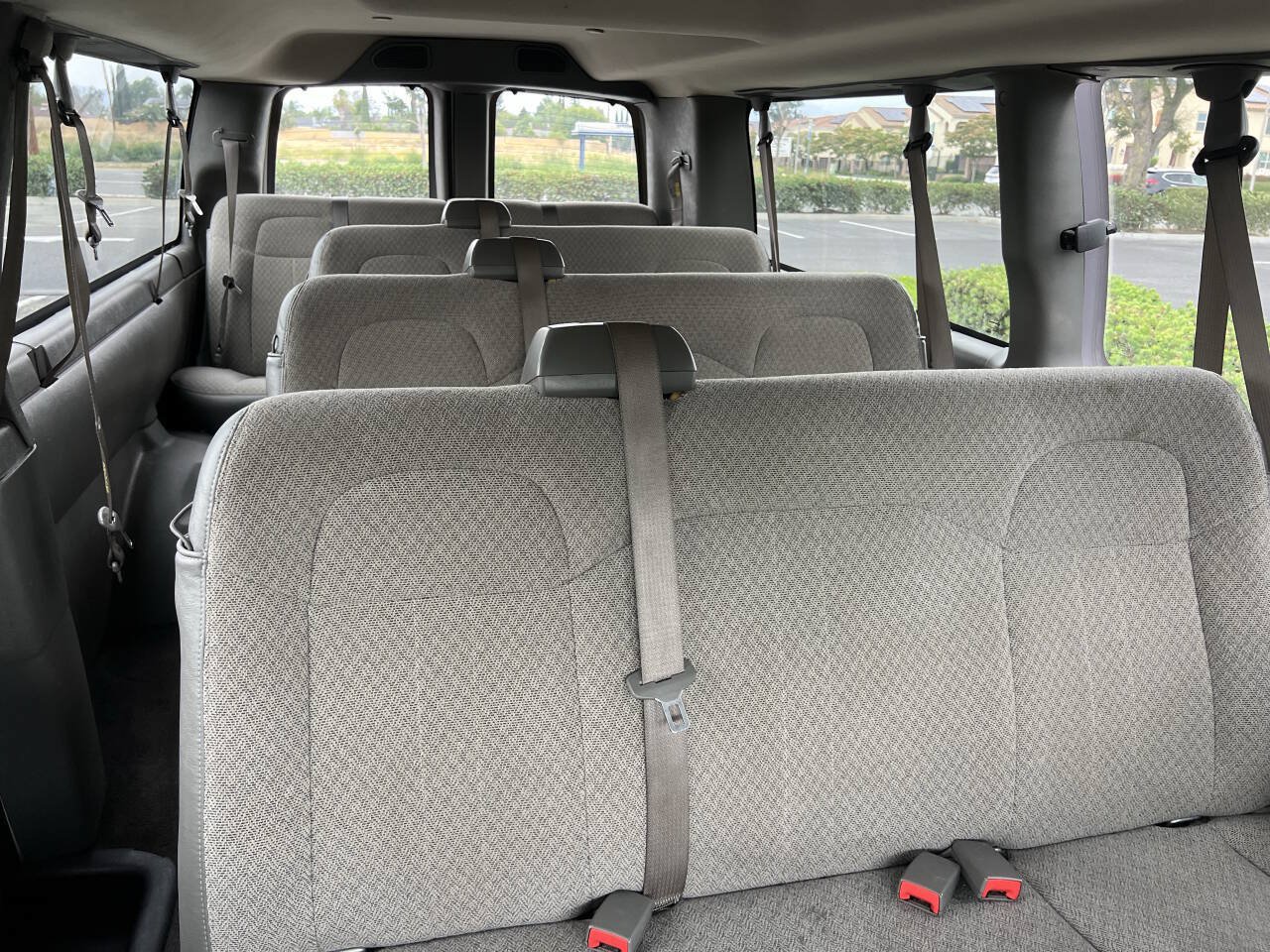 Used 2018 Chevrolet Express 3500 LT w/ LT Preferred Equipment Group RWD image 19