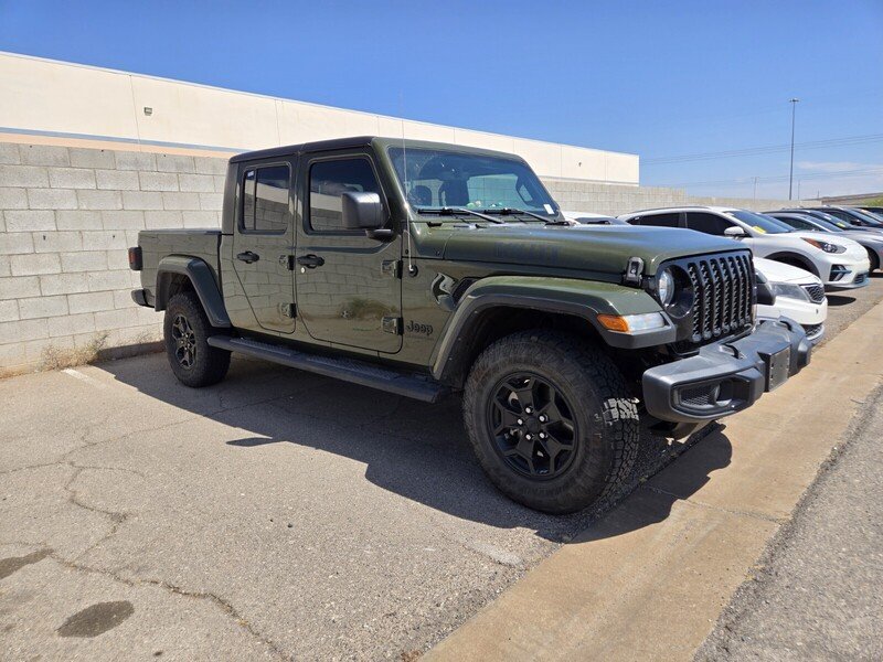 Used 2021 Jeep Gladiator Sport AWD/4WD image 2