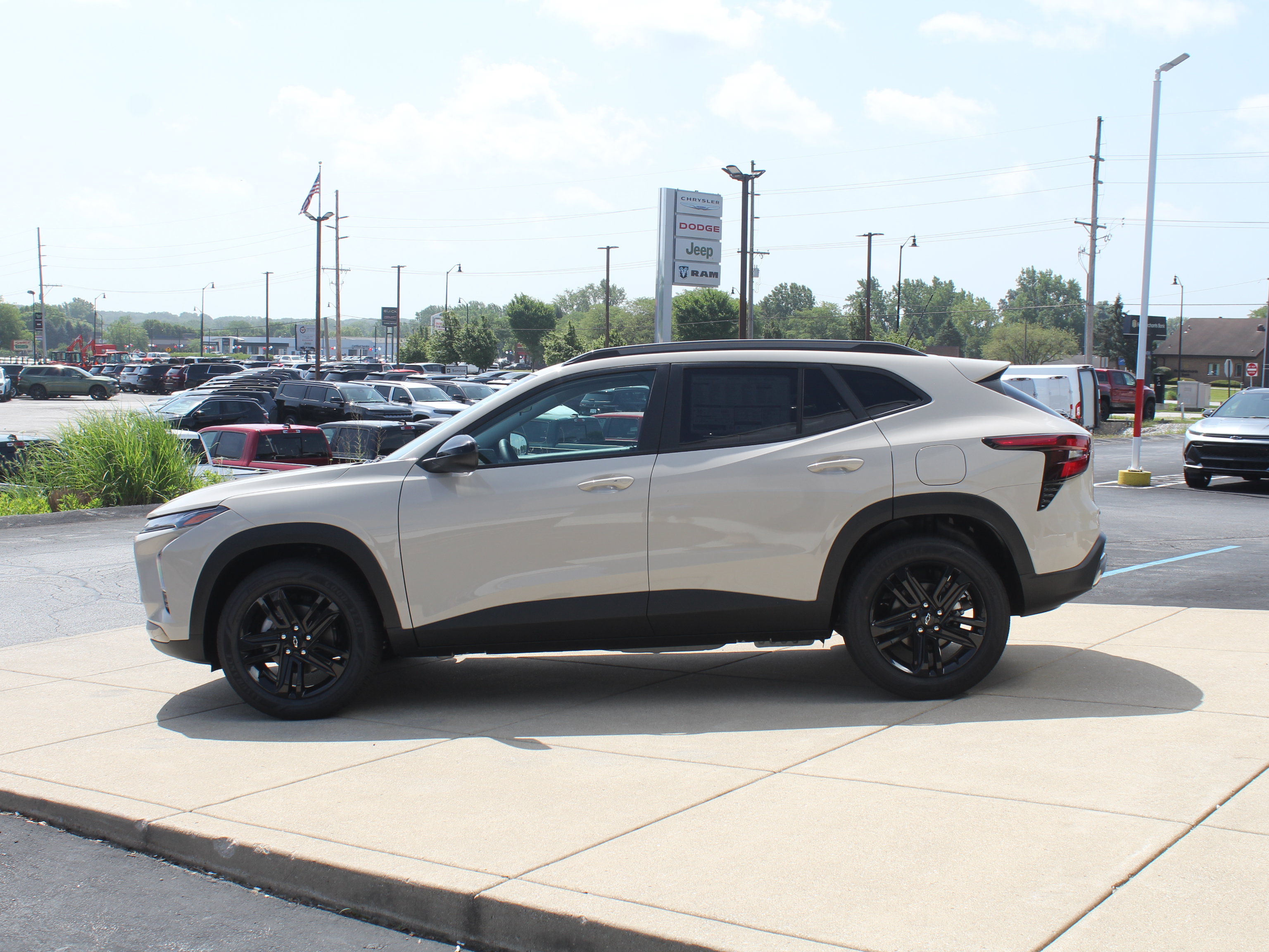 New 2026 Chevrolet Trax ACTIV w/ Driver Confidence Package FWD image 6