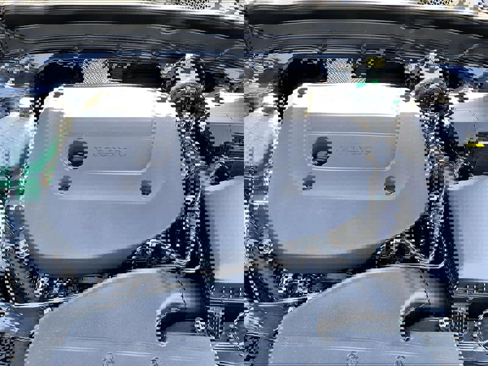 New 2026 Volvo XC40 B4 Plus w/ Protection Package Premier image 13