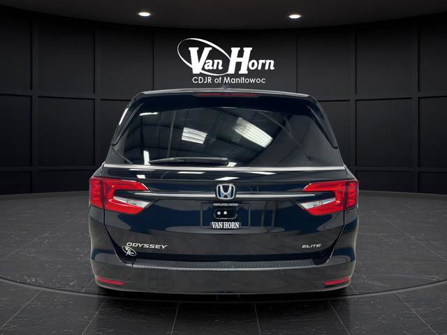 Used 2023 Honda Odyssey Elite image 4