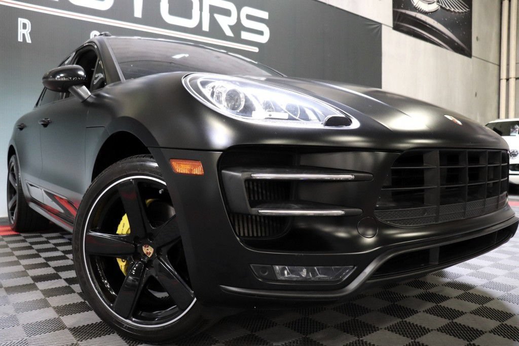 Used 2018 Porsche Macan Turbo AWD/4WD image 71