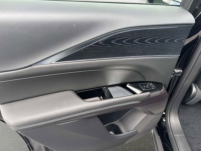 New 2026 Cadillac Lyriq Sport image 9