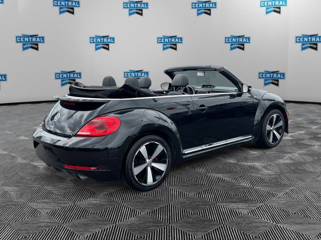 Used 2015 Volkswagen Beetle R-Line image 5