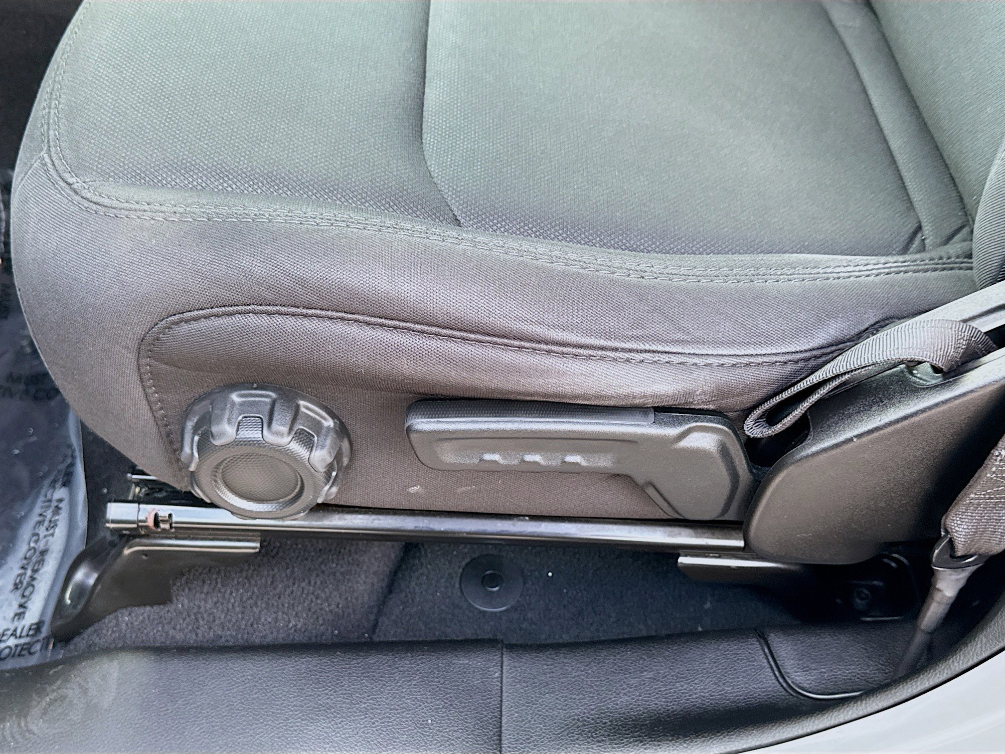 Used 2022 Jeep Wrangler Unlimited Sahara image 16