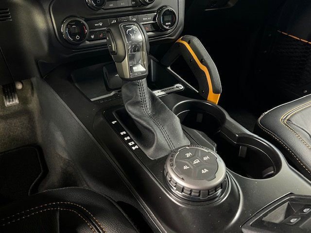 Used 2024 Ford Bronco Badlands image 19