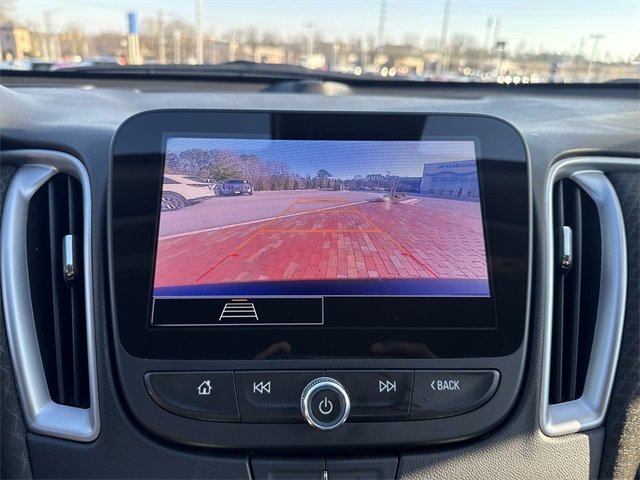 Used 2023 Chevrolet Malibu LS image 19