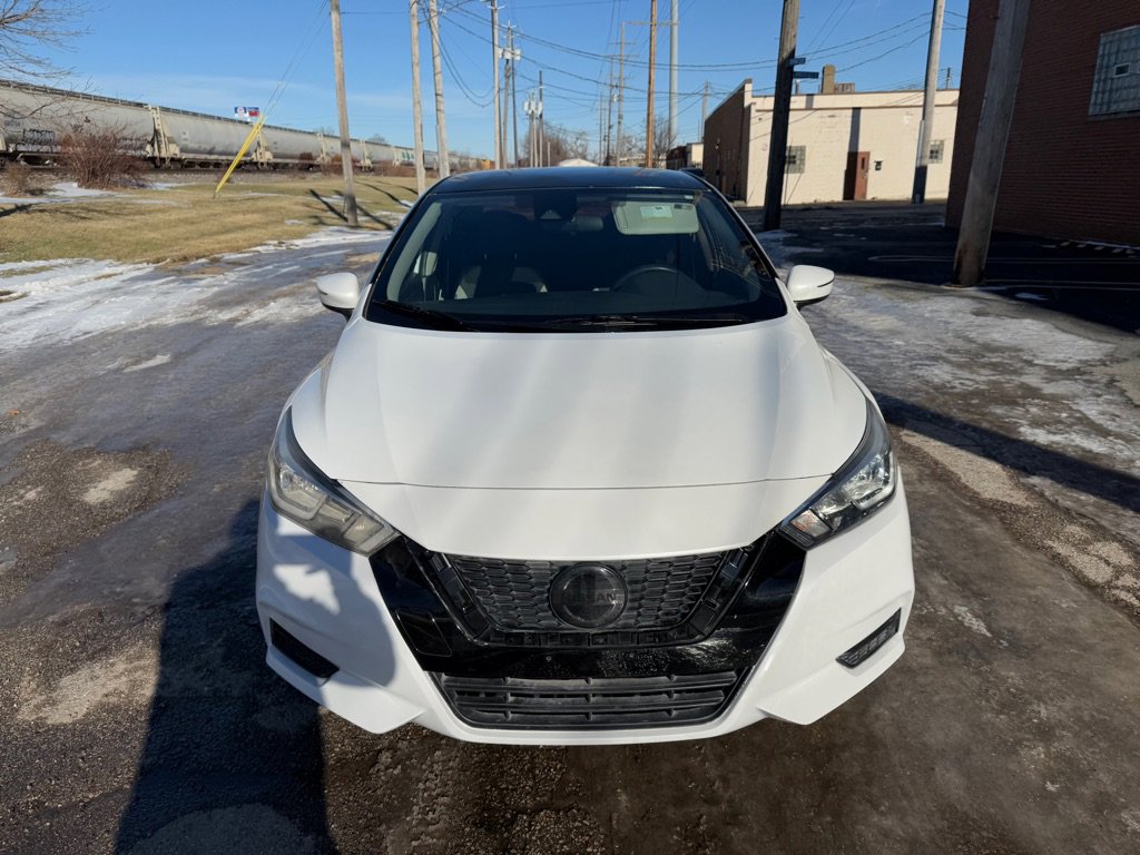 Used 2020 Nissan Versa SV FWD image 8