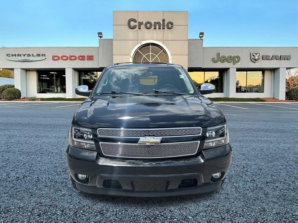 Used 2009 Chevrolet Suburban LTZ AWD/4WD image 8