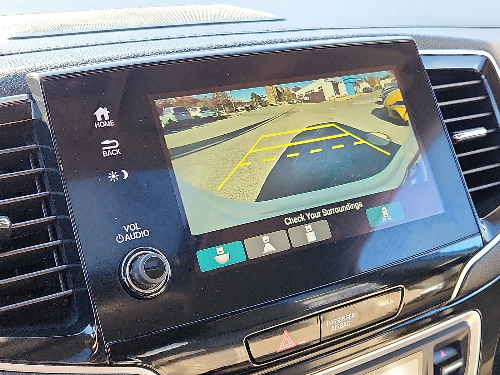 Used 2019 Honda Pilot Touring image 19