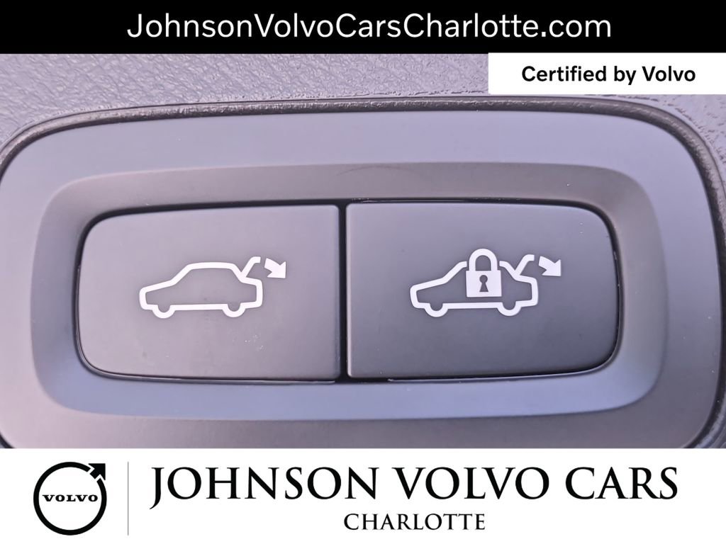 Certified 2025 Volvo XC90 T8 Ultra w/ Protection Package Premier AWD/4WD image 15