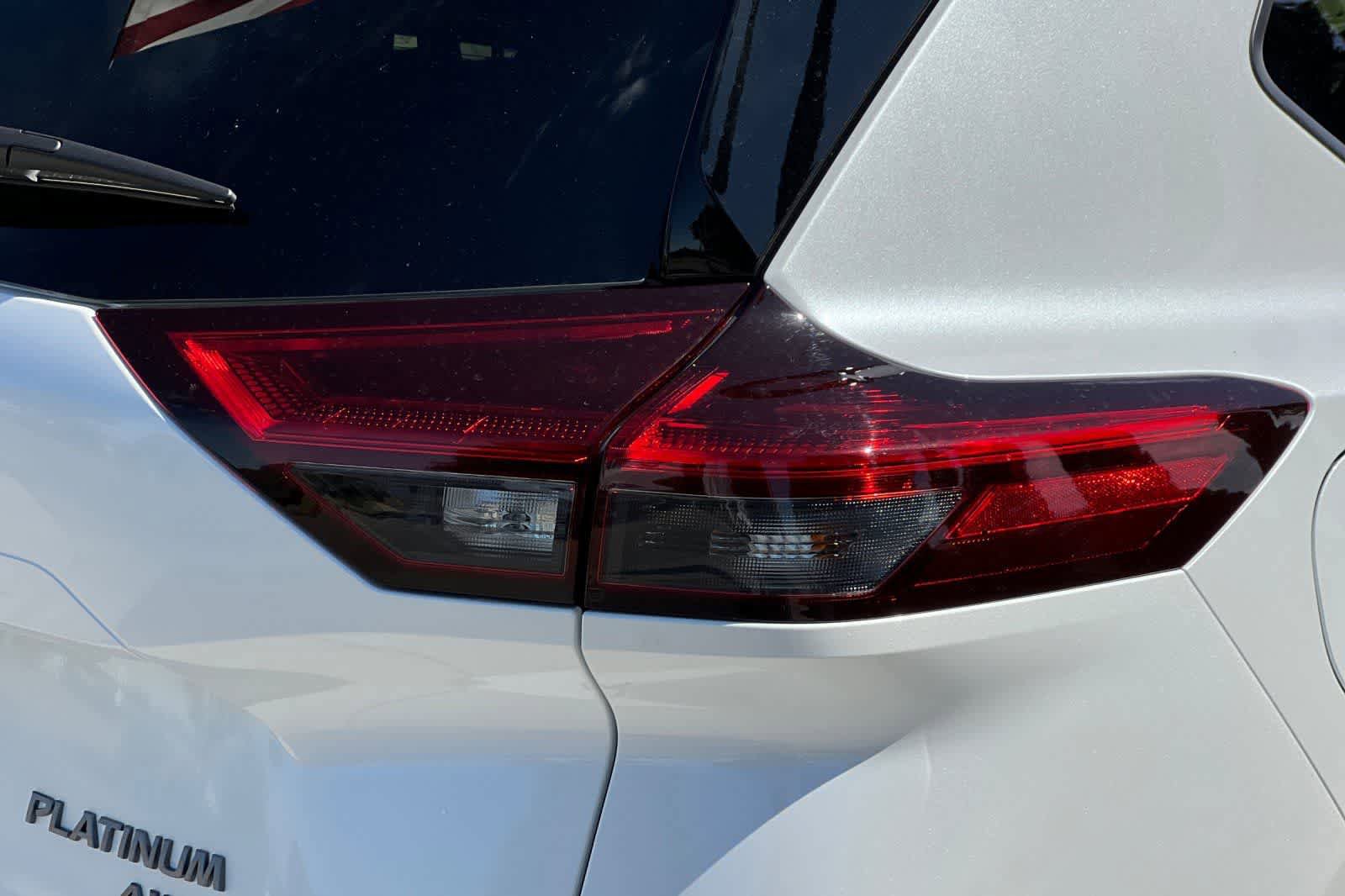New 2026 Nissan Rogue Platinum AWD/4WD image 36