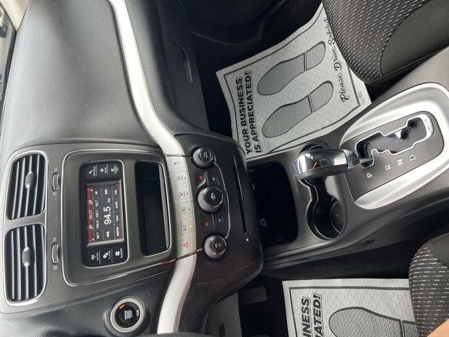 Used 2020 Dodge Journey SE w/ Blacktop Package FWD image 19
