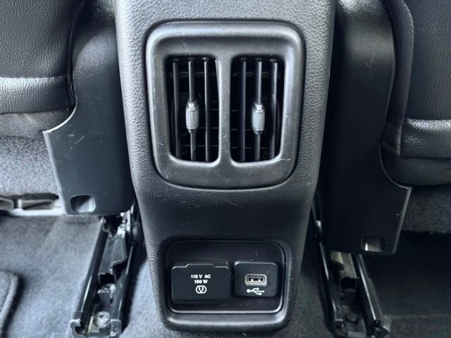 Used 2018 Jeep Compass Limited w/ Navigation Group AWD/4WD image 23
