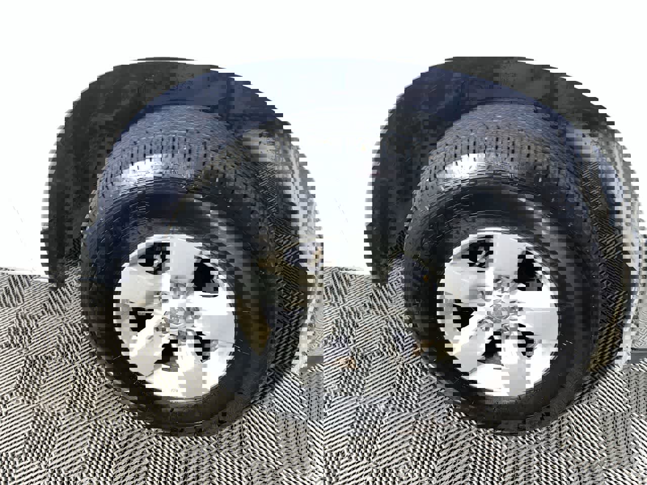 Used 2024 RAM 1500 Classic SLT image 10