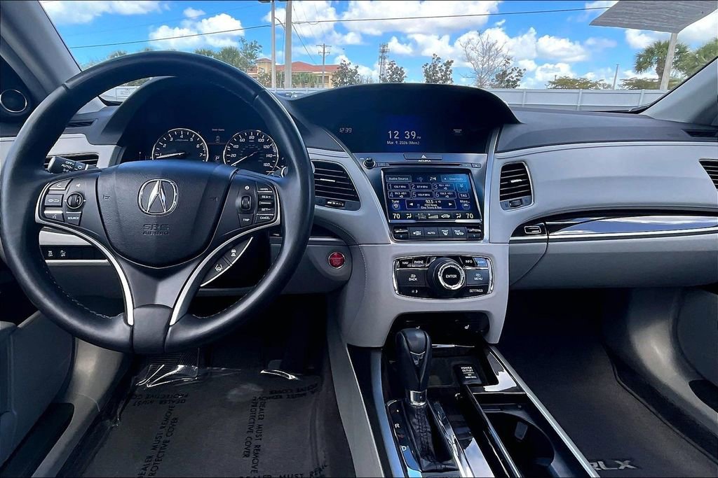 Used 2016 Acura RLX w/ Technology Package FWD image 3