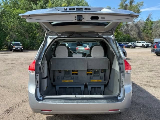 Used 2014 Toyota Sienna LE FWD image 16