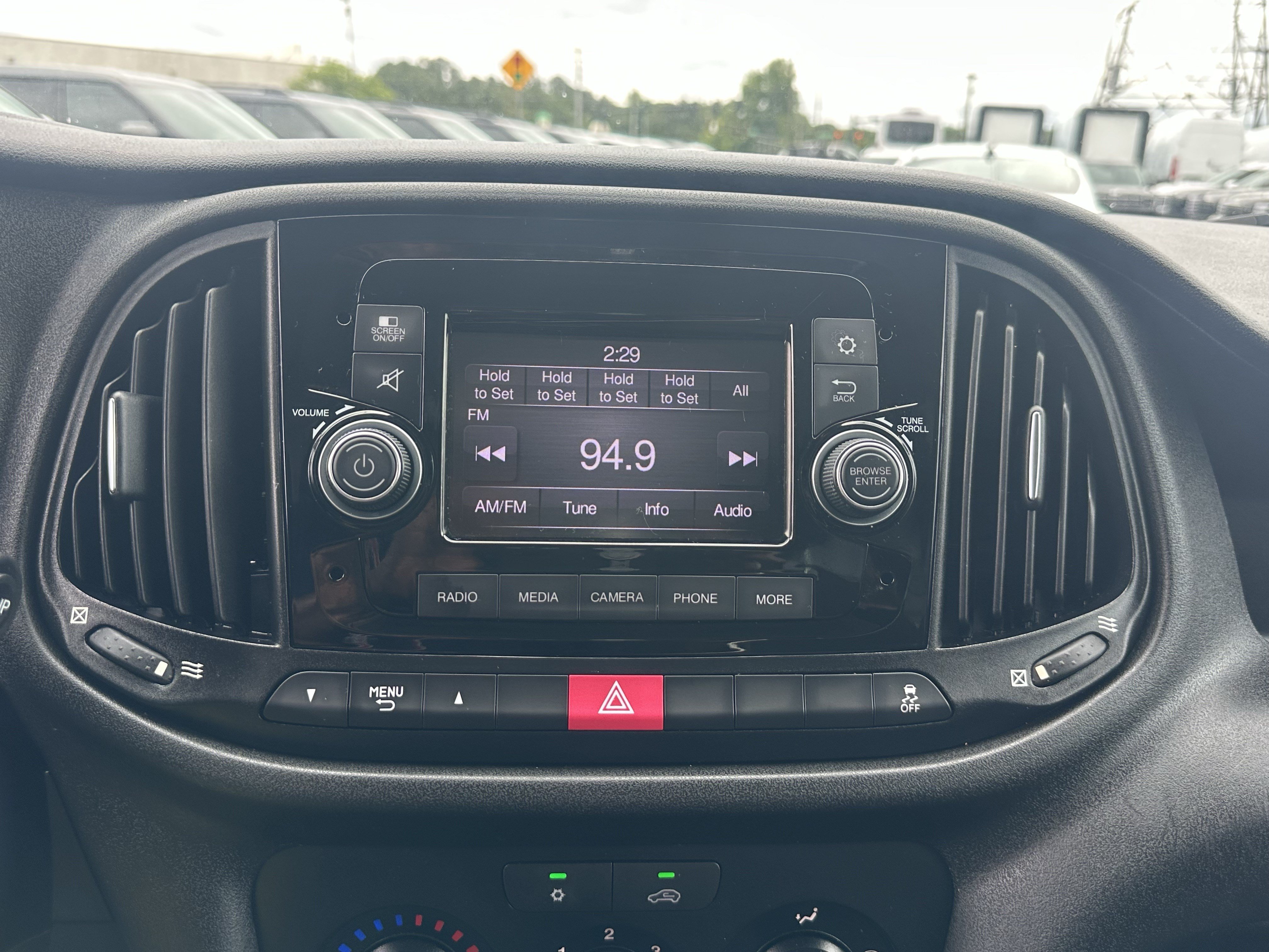 Used 2022 RAM ProMaster City Tradesman FWD image 25