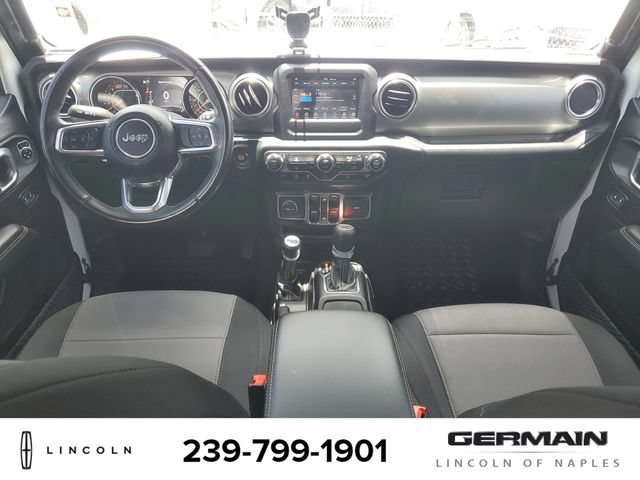 Used 2019 Jeep Wrangler Unlimited Sahara AWD/4WD image 17