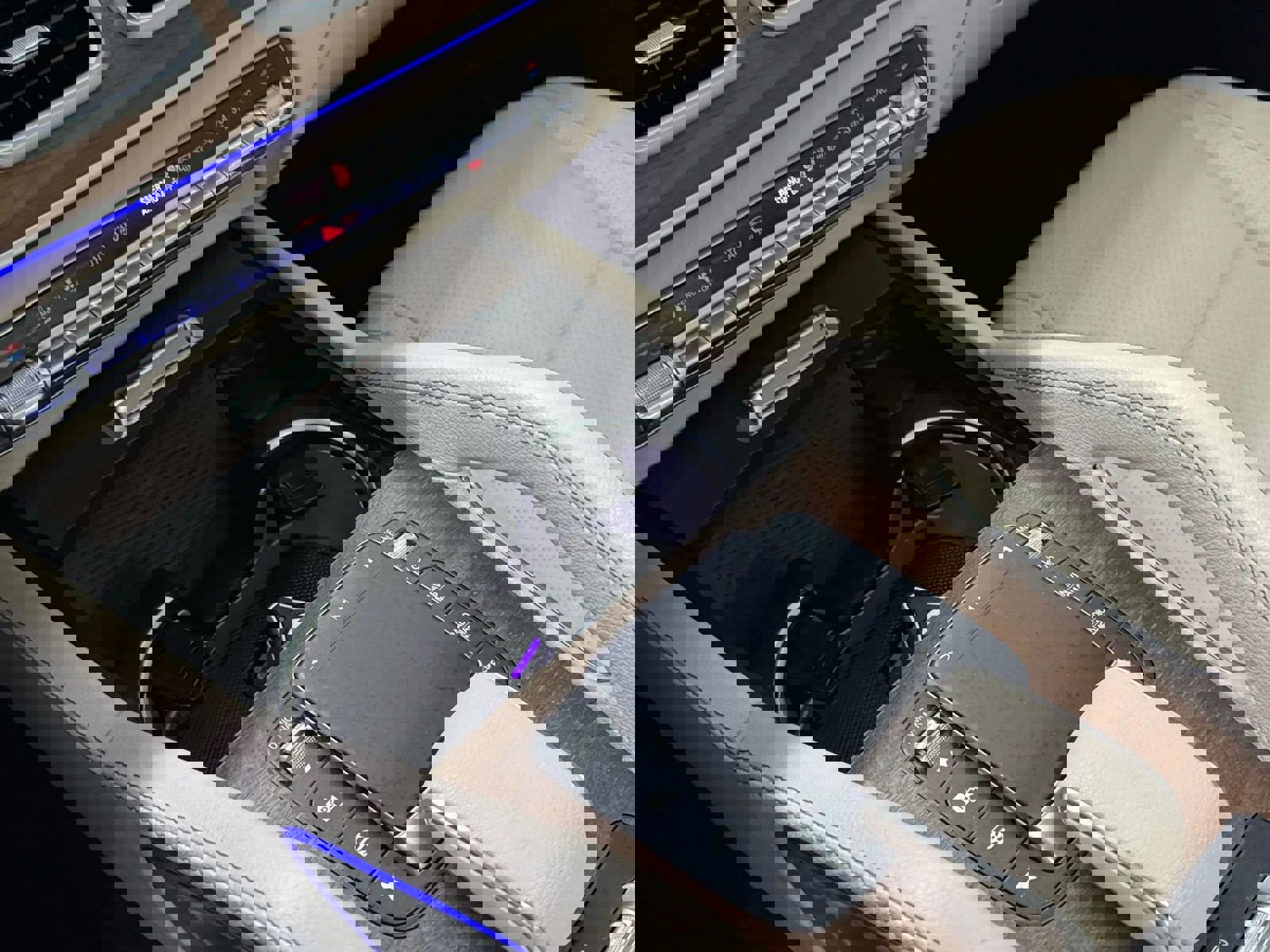 Used 2021 Mercedes-Benz GLS 450 4MATIC image 34