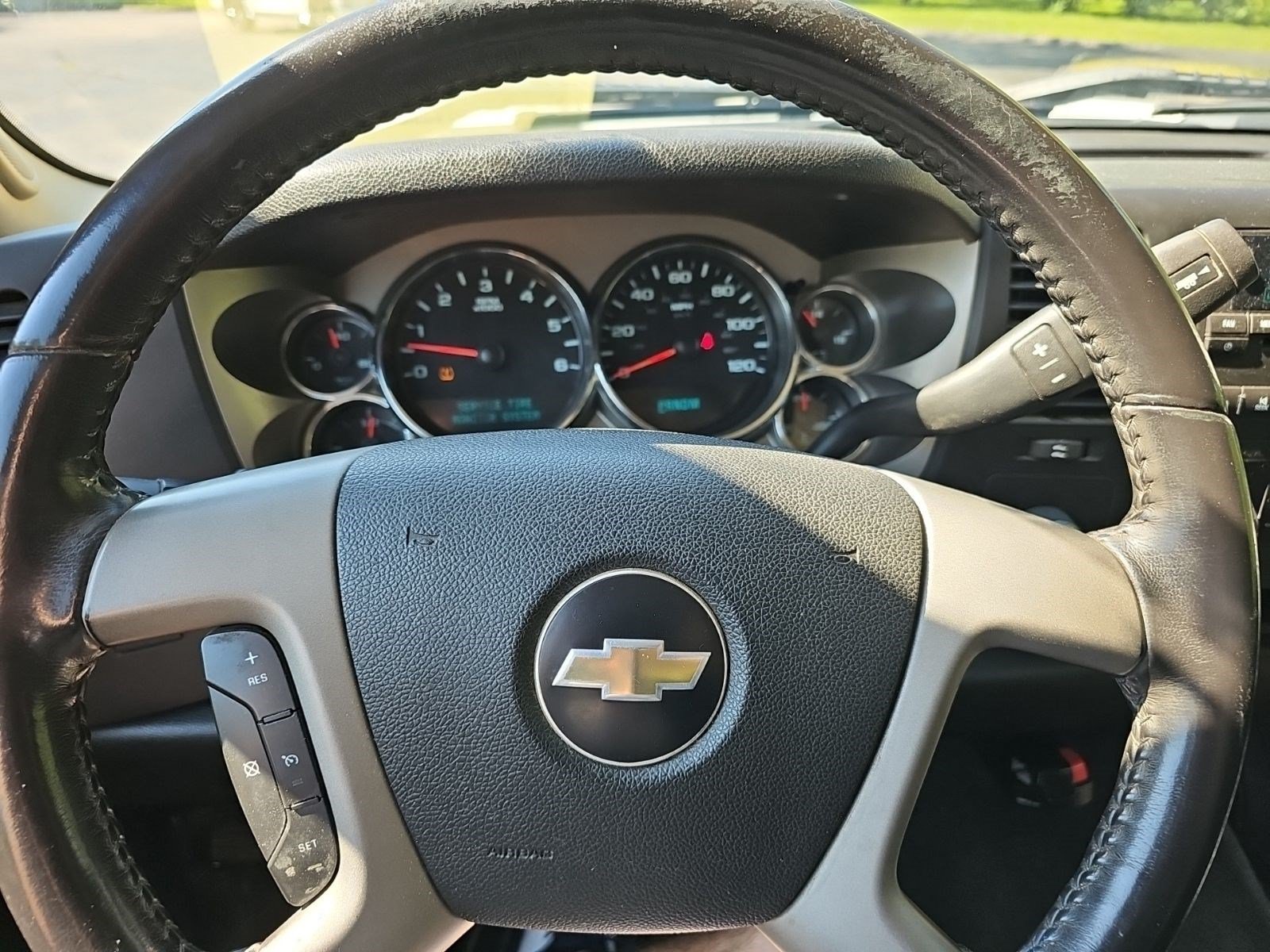 Used 2010 Chevrolet Silverado 1500 LT w/ Power Pack Plus AWD/4WD image 19