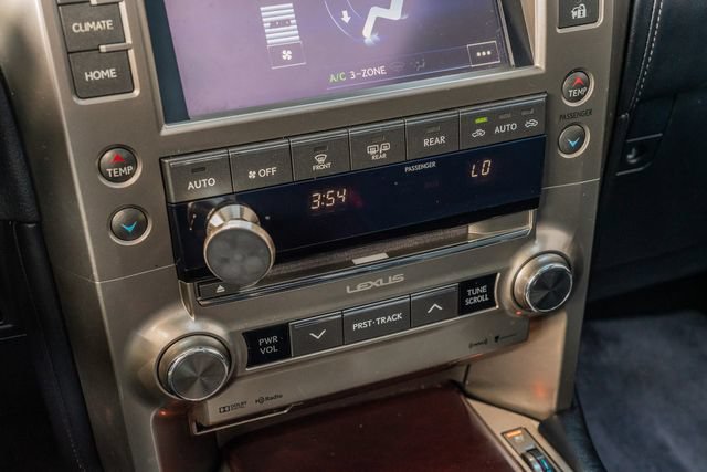 Used 2014 Lexus GX 460 w/ Premium Package AWD/4WD image 29