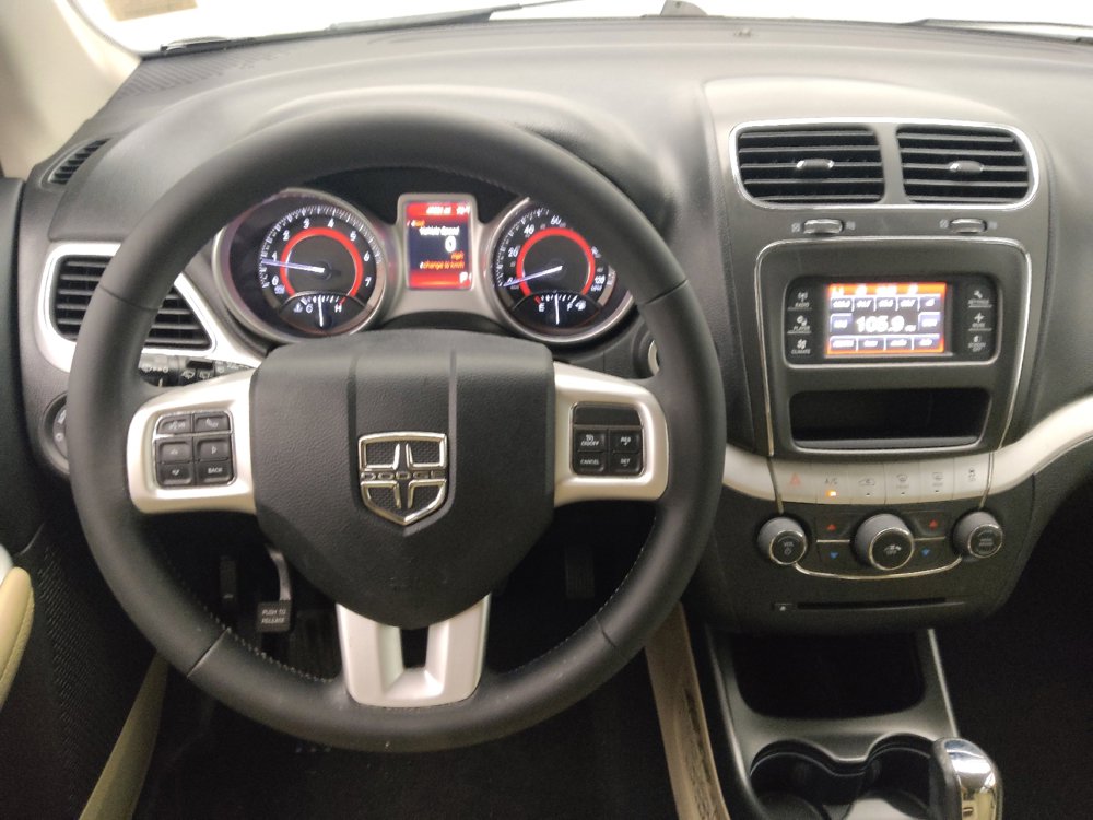Used 2018 Dodge Journey SE FWD image 22