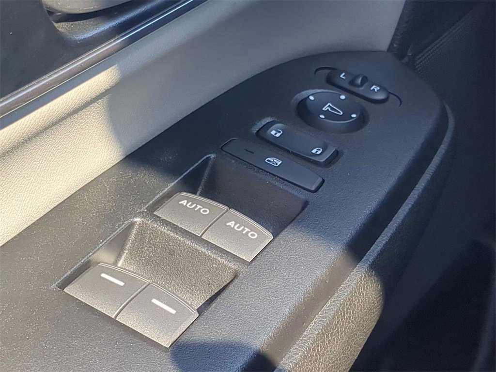 Used 2021 Honda CR-V EX-L image 19