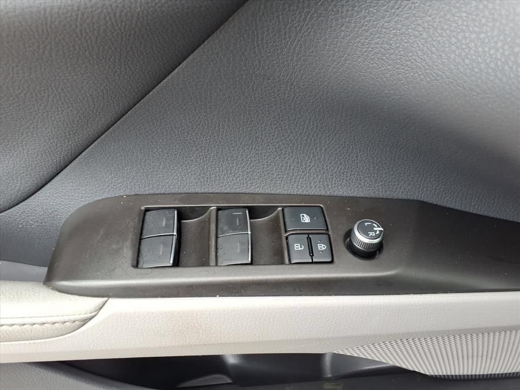 Certified 2022 Toyota Camry XSE w/ Navigation Package FWD image 19