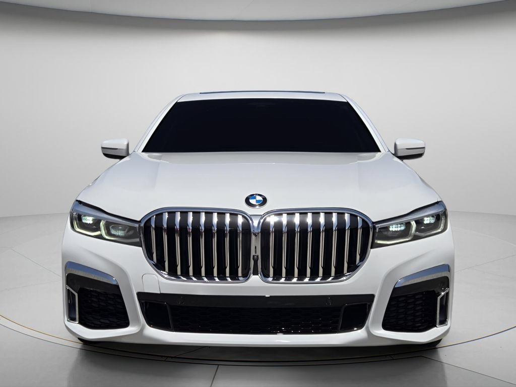 Used 2021 BMW 750i xDrive w/ Autobahn Package AWD/4WD image 5